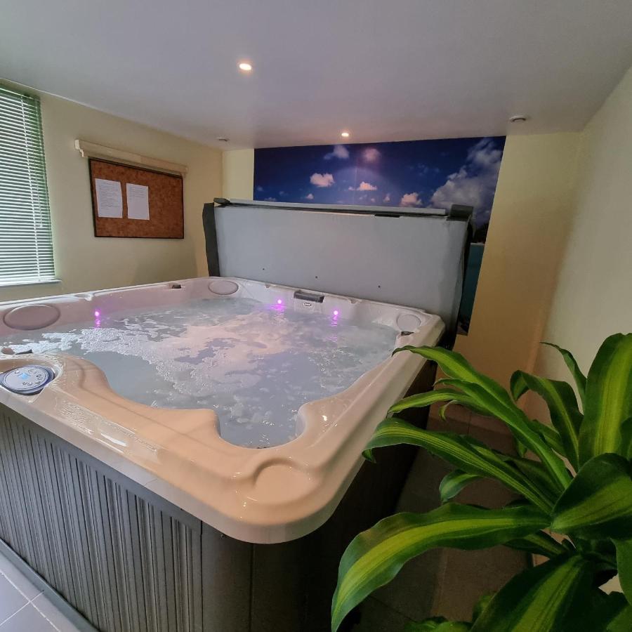 Gite Myrtille 2 A 6 Personnes Avec Spa Et Salle De Jeux Dans La Residence Ventron Eksteriør billede